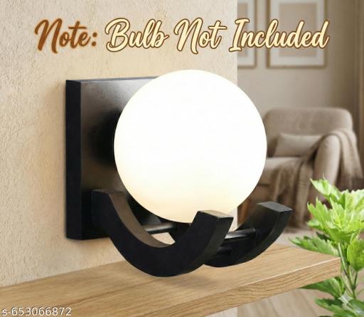 Modern Wall Sconce with Round Globe Light – Elegant & Minimalist Wall Lamp